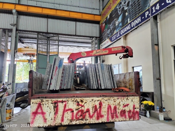 ĐÁ TÍM HOA CÀ NHẬP KHO ĐÁ TÍM HOA CÀ NHẬP KHO
