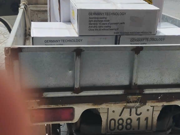 XUẤT HÀNG ĐẾN NHA KHOA TÂM ĐỨC XUẤT HÀNG ĐẾN NHA KHOA TÂM ĐỨC